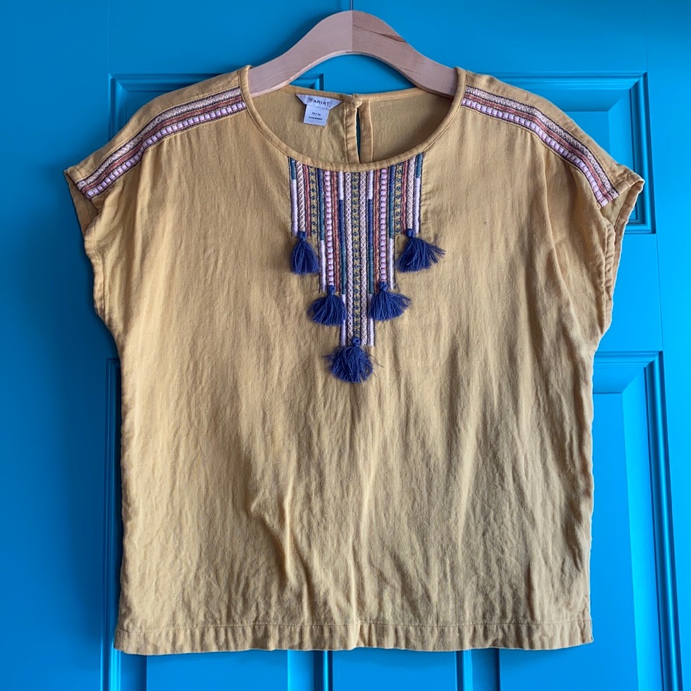 Yellow Ariat top, size Medium, Boho stitching